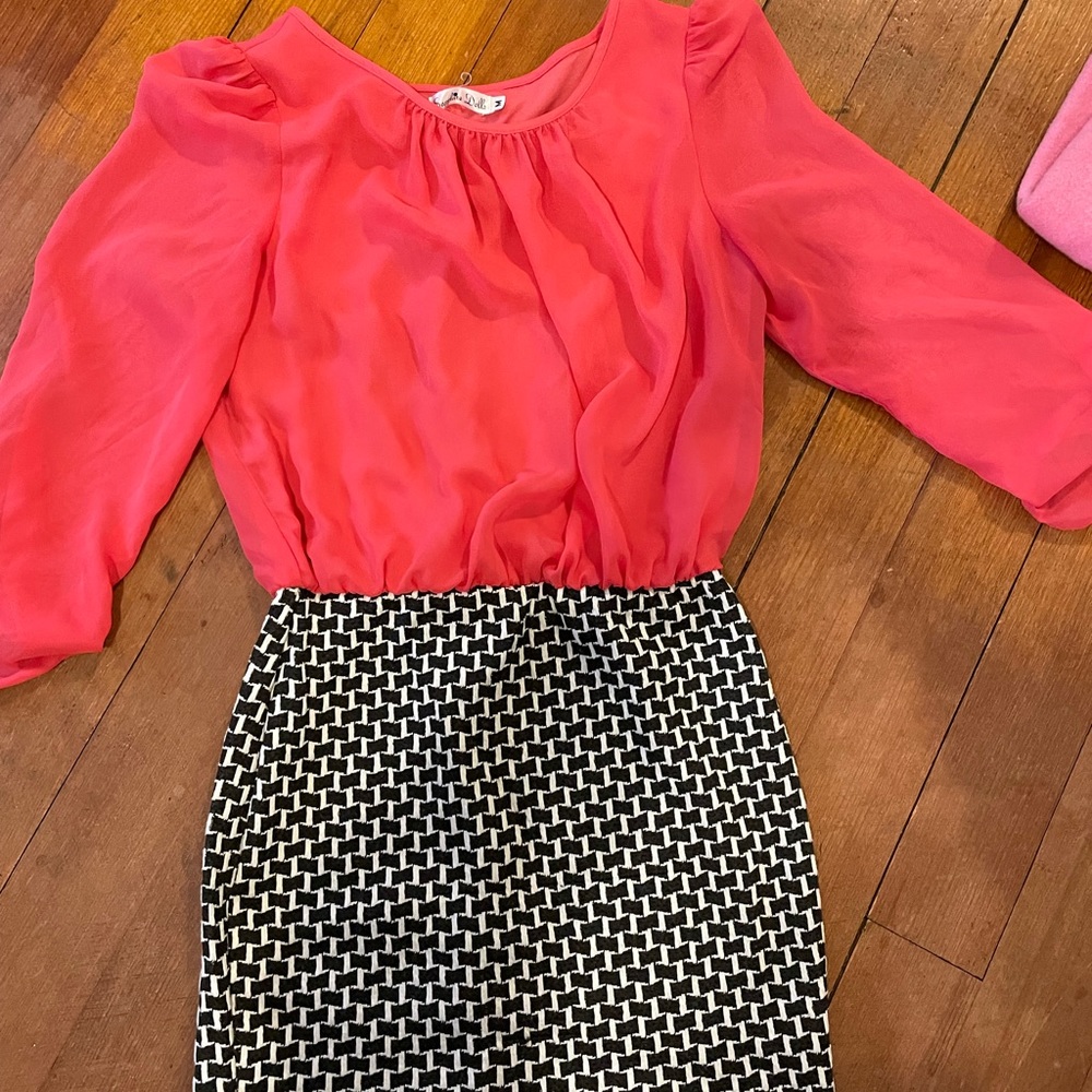 mid thigh dress